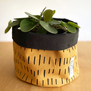 Black & Tan Fabric Planter/Storage Basket